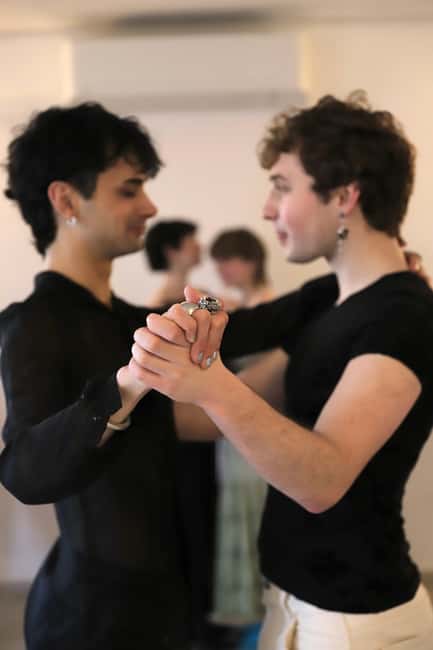 Barcelona: Tango Lesson with Drinks and Video - Drinks turn a lesson into an evening out