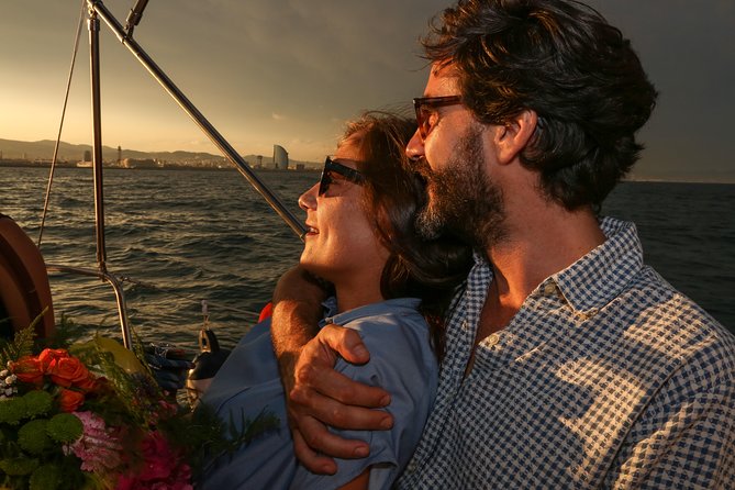 Barcelona Unique Sunset Sailing Experience with Tapas & Open Bar - Key points to know before you book