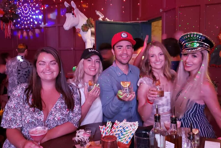 Bars Unknown: The Las Vegas Strip Bar Crawl - Who will enjoy this most