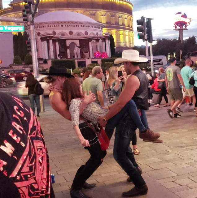 Bars Unknown: The Las Vegas Strip Bar Crawl - Flamingo, the Cromwell, and the casino corridor