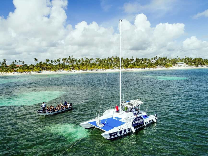 Bávaro: Punta Cana Catamaran Tour with Open Bar and Snacks - Key points at a glance