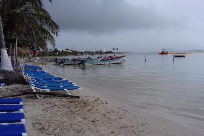 BEACH DAY IN LOS ARRECIFES RESTAURANT-open bar and lunch. - The open bar, from piña coladas to fresh water