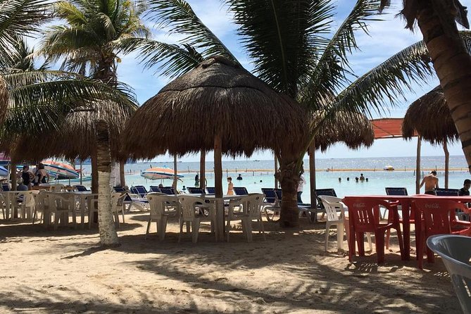 BEACH DAY IN LOS ARRECIFES RESTAURANT-open bar and lunch. - Getting there and managing the timing