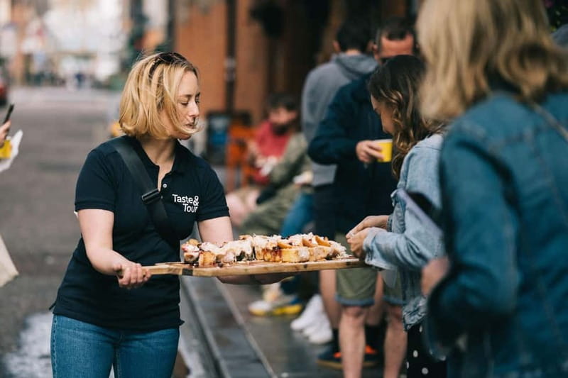 Belfast: A 5 Stop Sunday Brunch Tour with Cocktails - The three-hour timing is easy to manage