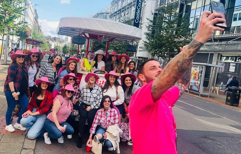 Belfast: Luxury Pink Hen Party Bike Tour (BYOB) - Group size and the question of privacy