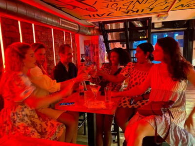 Bar Pub Club Crawl with 1 Hour Unlimited Drinks