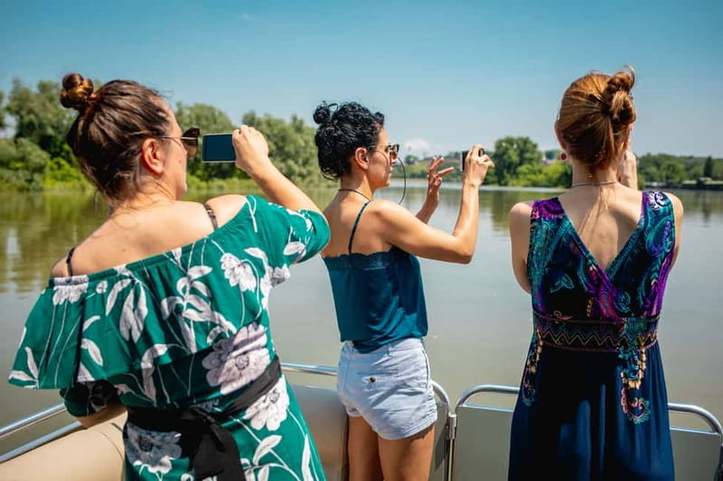 Belgrade: Sunset Sightseeing Cruise with Drinks - Key points to know before boarding