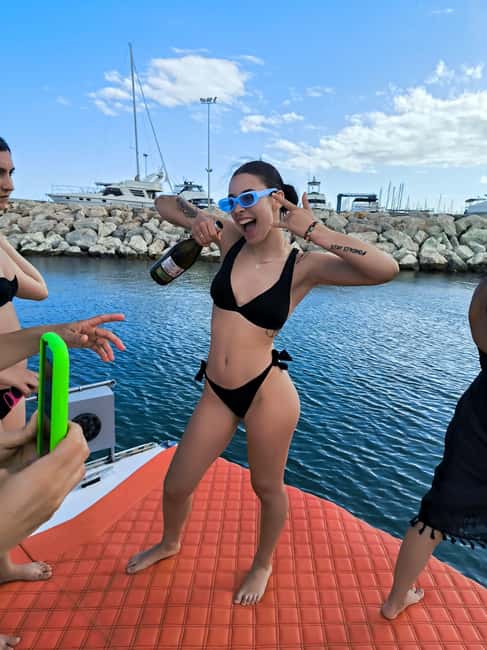 Benalmádena: Private Catamaran Party Cruise - Choosing between two and eight hours