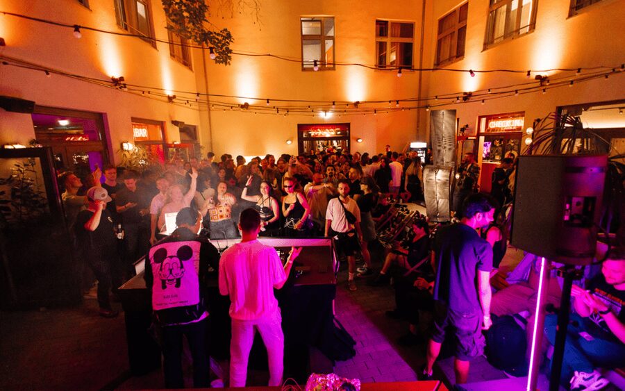 Berlin: Pub Crawl with Shots and VIP Club Entry - Booking, cancellation, and timing tips