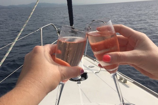 Big sailboat until 12 passengers + crew from Barcelona with Cava - Who Will Enjoy This Barcelona Sailing