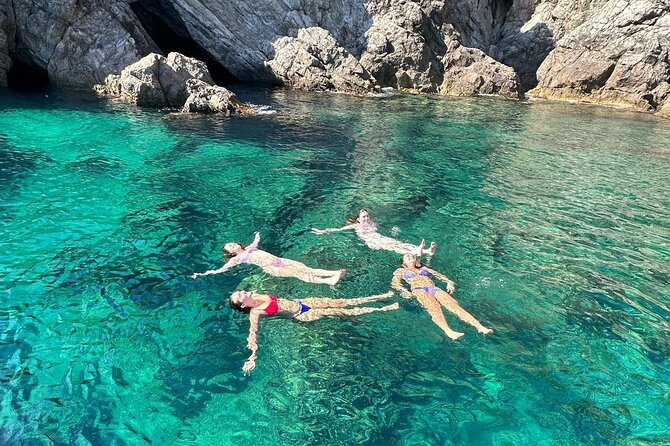Blue & Green cave,Šunj beach - with drinks small group speedboat - Green Caves offer more active swimming
