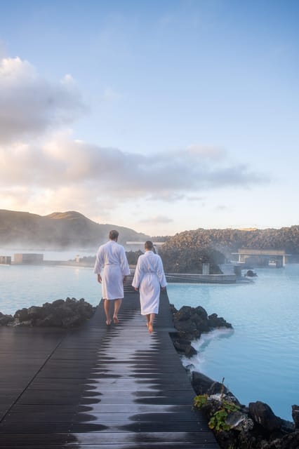 Blue Lagoon: Premium Admission with Drinks and Face Masks - Walking through the lava corridor