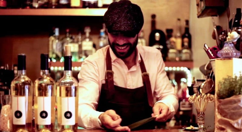 Bologna: Guided Bar Crawl in the Old Town - Key points to know before you book