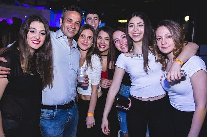 Bologna Pub Crawl to meet people - Strada Maggiore adds another local street