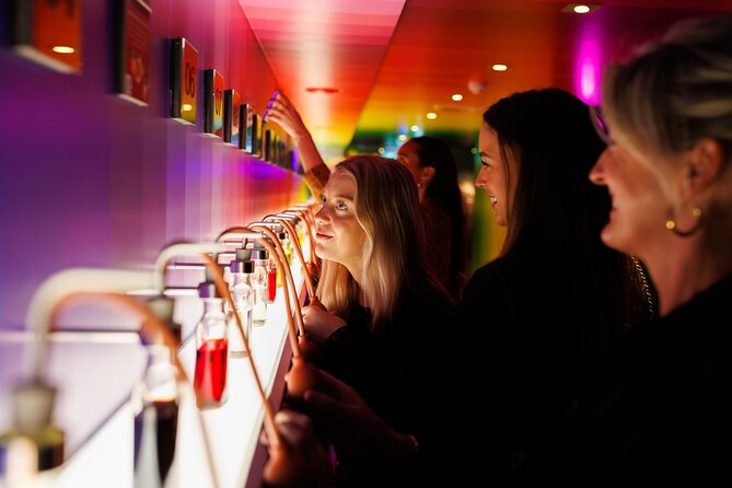 Bols Cocktail Experience Entrance ticket plus Cocktail - Lucas Bols, genever, and 450 years of Dutch spirits
