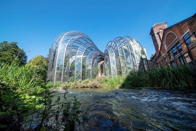 Bombay Sapphire Gin Distillery Tour and Cocktail - Key points to know before booking