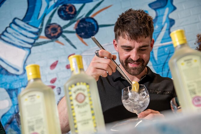 Bombay Sapphire Gin Distillery Tour and Cocktail - Meeting the ten botanicals in the glasshouses