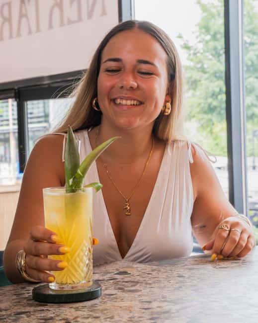 Bordeaux: Cocktail Workshop with a Professional Bartender - What happens during the two-hour workshop