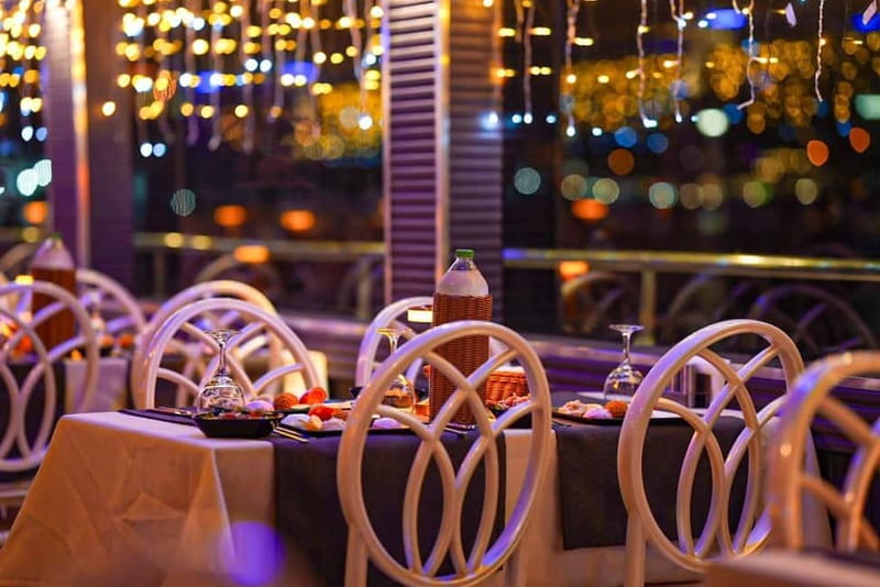 Bosphorus Dinner Cruise w/ Unlimited Drinks & Entertainment - Who will enjoy this cruise most