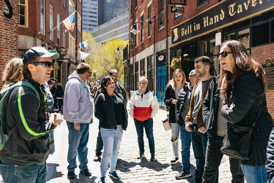 Boston: History Pub Crawl Tour Along the Freedom Trail - The first bar sets the tone