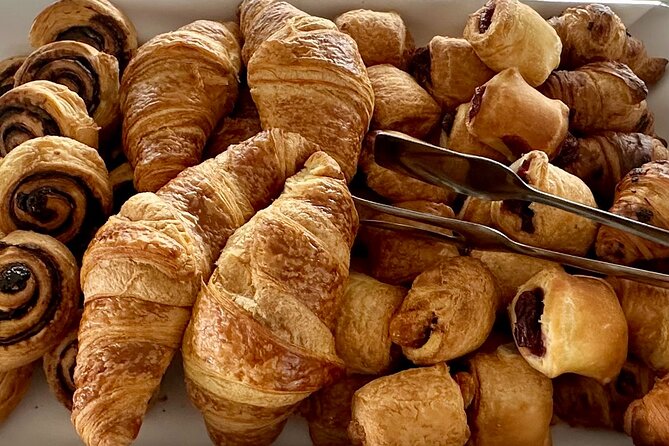 Bottomless Brunch and Cruise with Prosecco in Budapest - Practical details that affect your morning