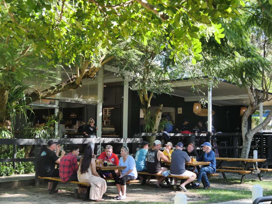 Brisbane: Island Pub Crawl with Lunch and High-Speed Boat - The Gutter Bar and the social side of the trip