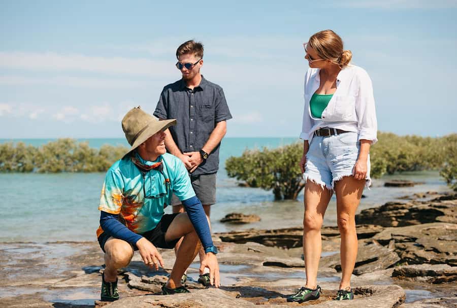 BROOME: DINOSAUR ADVENTURE CRUISE - With Tapas and Cocktail - The secluded beach and ancient trackways