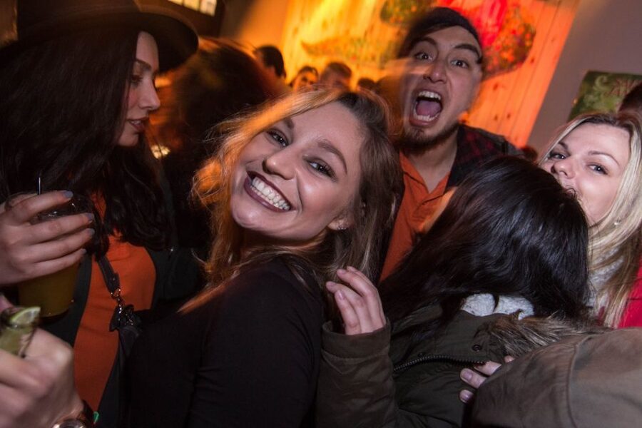 Brussels: Pub Crawl and Nightlife Party Experience - Key things to know before you book
