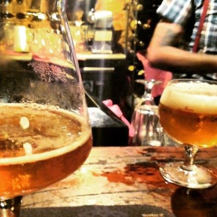 Brussels: Pub Crawl and Nightlife Party Experience - Why solo visitors often get good value