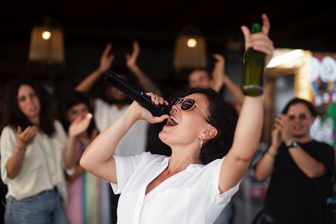 Brussels Pub Crawl Tour - Who will enjoy this night out