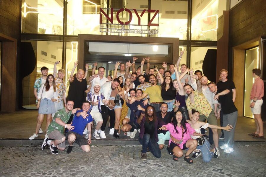 Bucharest: Weekend Pub Crawl - The free shots and the real cost of the night