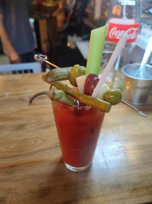 Budapest: 4-hour Bottomless Brunch w/ Cocktails & Craft Beer - Entering Ruin Brew in the Jewish Quarter