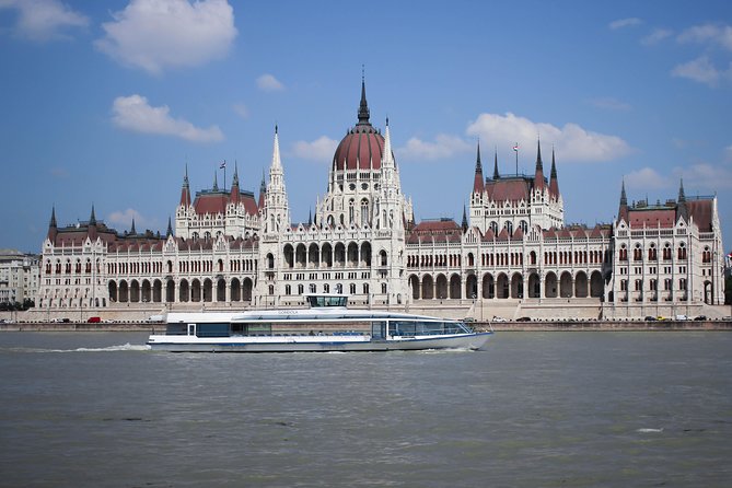 Budapest Danube Cruise with Drink, Audio Guide, Margaret Island - Choosing between the covered deck and open air