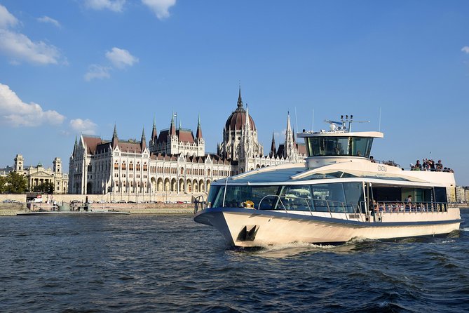 Budapest Danube Cruise with Drink, Audio Guide, Margaret Island - What you see between the bridges