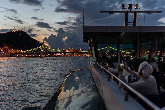 Budapest Danube River Sightseeing Night Cruise with Drink - How the audio guide works