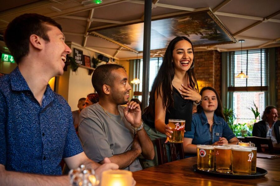 Budapest: Guided Bar Crawl Walking Tour - Why this Budapest bar crawl feels different