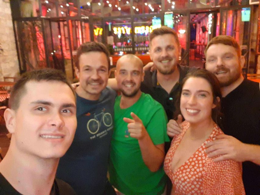 Budapest: Ruin Bar Pub Crawl with Entry Tickets - What this Budapest pub crawl is really selling
