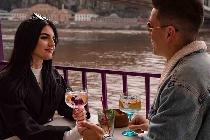 Budapest Sightseeing with Drink Included - What the $22.83 price really gives you