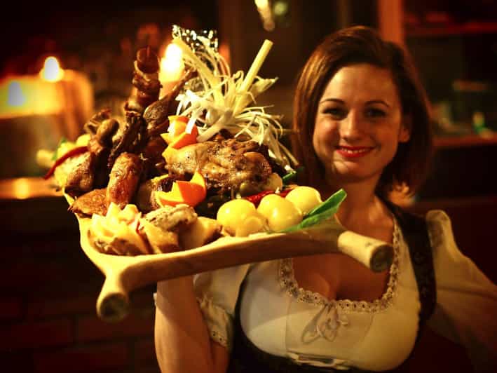 Budapest: Sir Lancelot Medieval Dinner with Drink and Show - Swords, juggling, dancing, and music