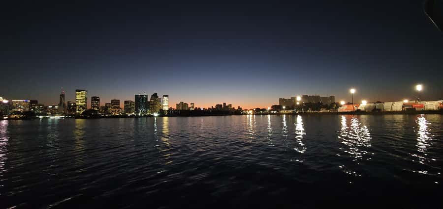 Buenos Aires:Small Group Tour AM & Sunset Open Bar Cruise PM - The Obelisk, Teatro Colón, and Avenida 9 de Julio