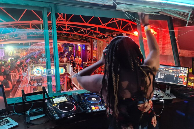 Cabo Bar Crawl - The BEST Bar and Clubs in Cabo - Maranta Los Cabos keeps the route moving