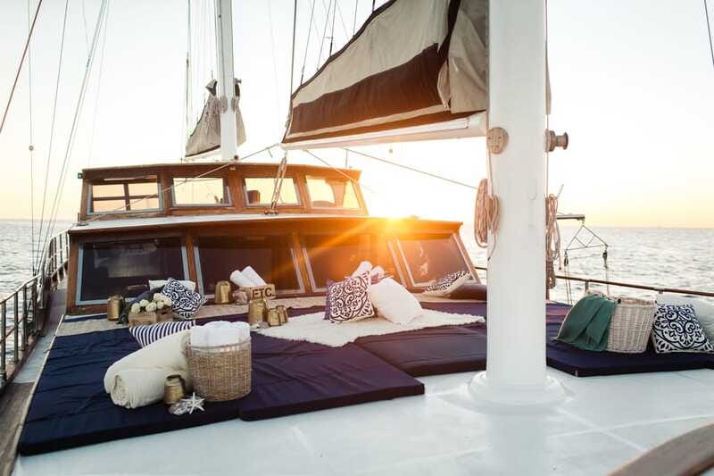 Cabo: Luxury Yacht Snorkel Cruise with Lunch and Open Bar - Should you book the Tu Enamorado cruise?