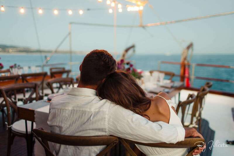 Cabo San Lucas: Sunset Yacht Cruise w/Chef Dinner & Open Bar - Los Arcos, close to the pier and worth watching twice