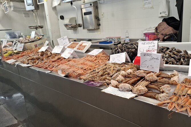 Cadiz Food Tour: Tapas, Drinks and Delights with a Local - City Hall, old arches, and a final glass of sherry