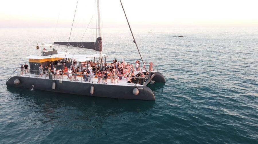 Cádiz: Sunset Catamaran Cruise Tours - The route from Plaza Sevilla to the bay
