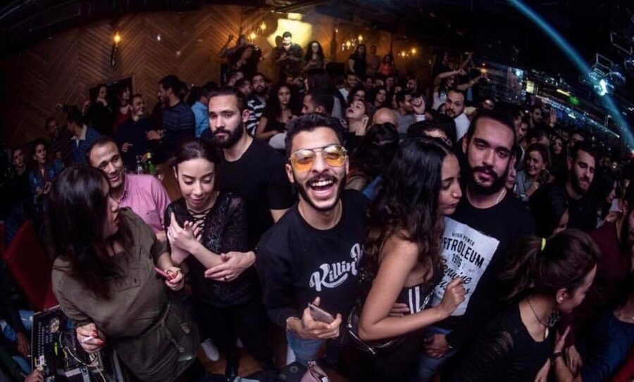 Cairo: Pub Crawl and Speakeasy Bar Tour with 2 Free Drinks - The 1940s pub and Cairo’s drinking past
