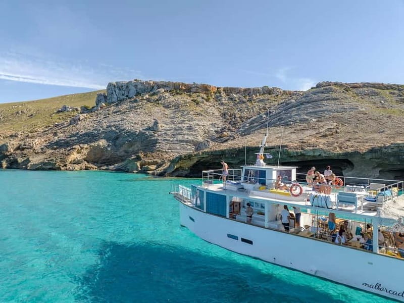 Cala Rajada: Boat Excursion with Drinks and Food - A coastal route built around swimming stops