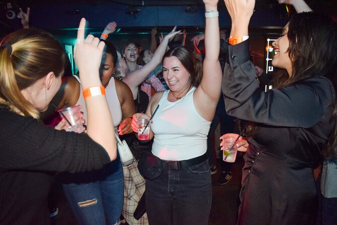 Camden Pub Crawl in London - What to wear and carry