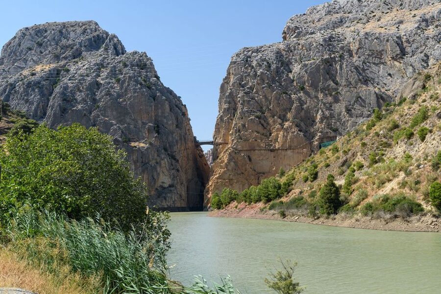Caminito del Rey: Guided Tour with 1 Drink and Shuttle Bus - Why the Caminito del Rey feels so special