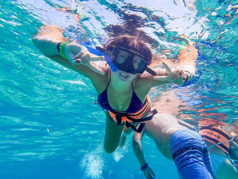 Cancun: Isla Mujeres Catamaran Ride, Open Bar & Buffet Lunch - Key points at a glance